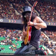 100618_054_slash_paris